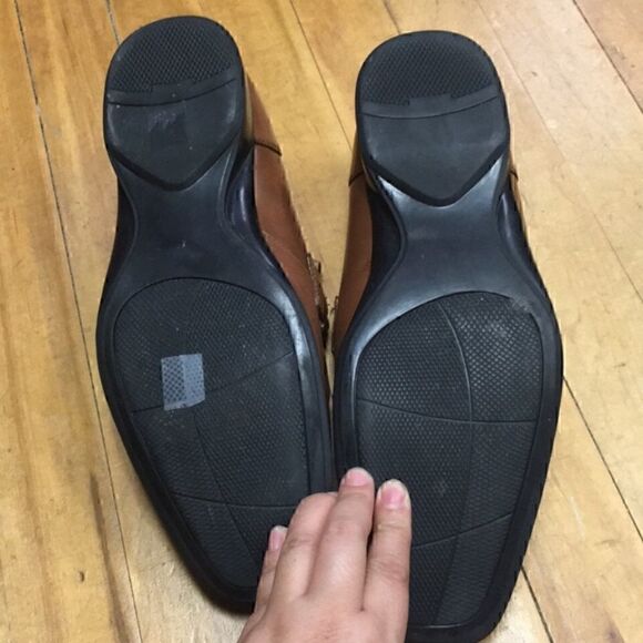 9 KENNETH COLE REACTION brown leather slip ons GUC - Picture 5 of 7